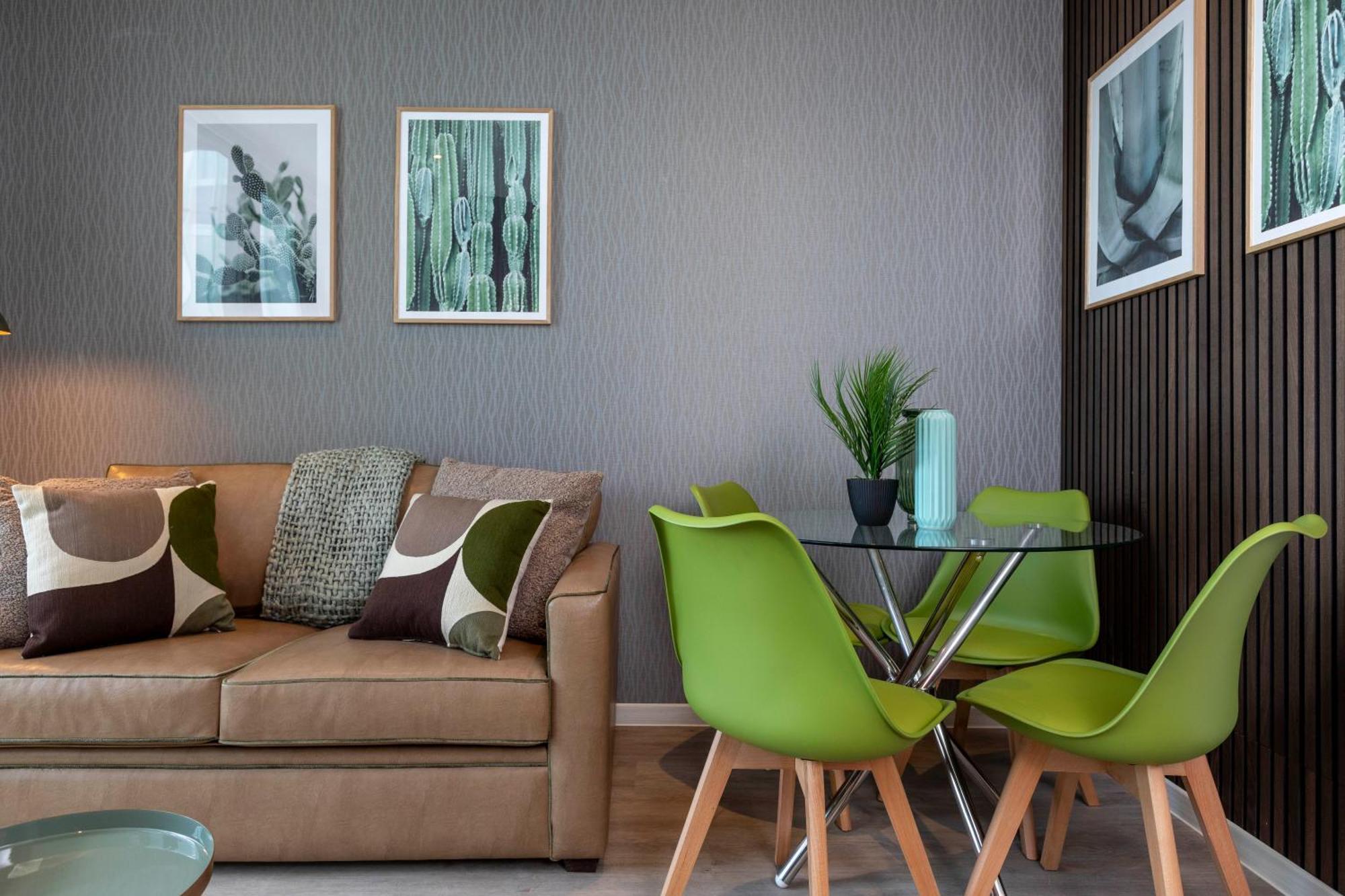 Palm Tree House Farnborough (Kent)